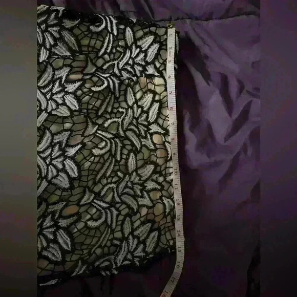 Adiva lace skirt black and beige size small - Picture 8 of 10